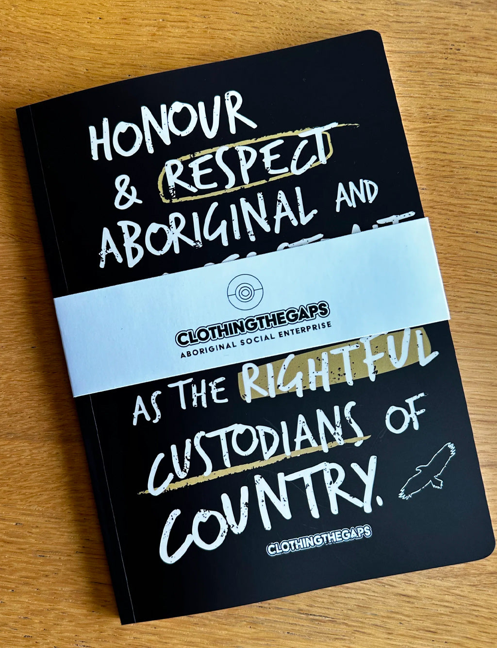 HONOUR COUNTRY NOTEBOOK - BLACK / WHITE