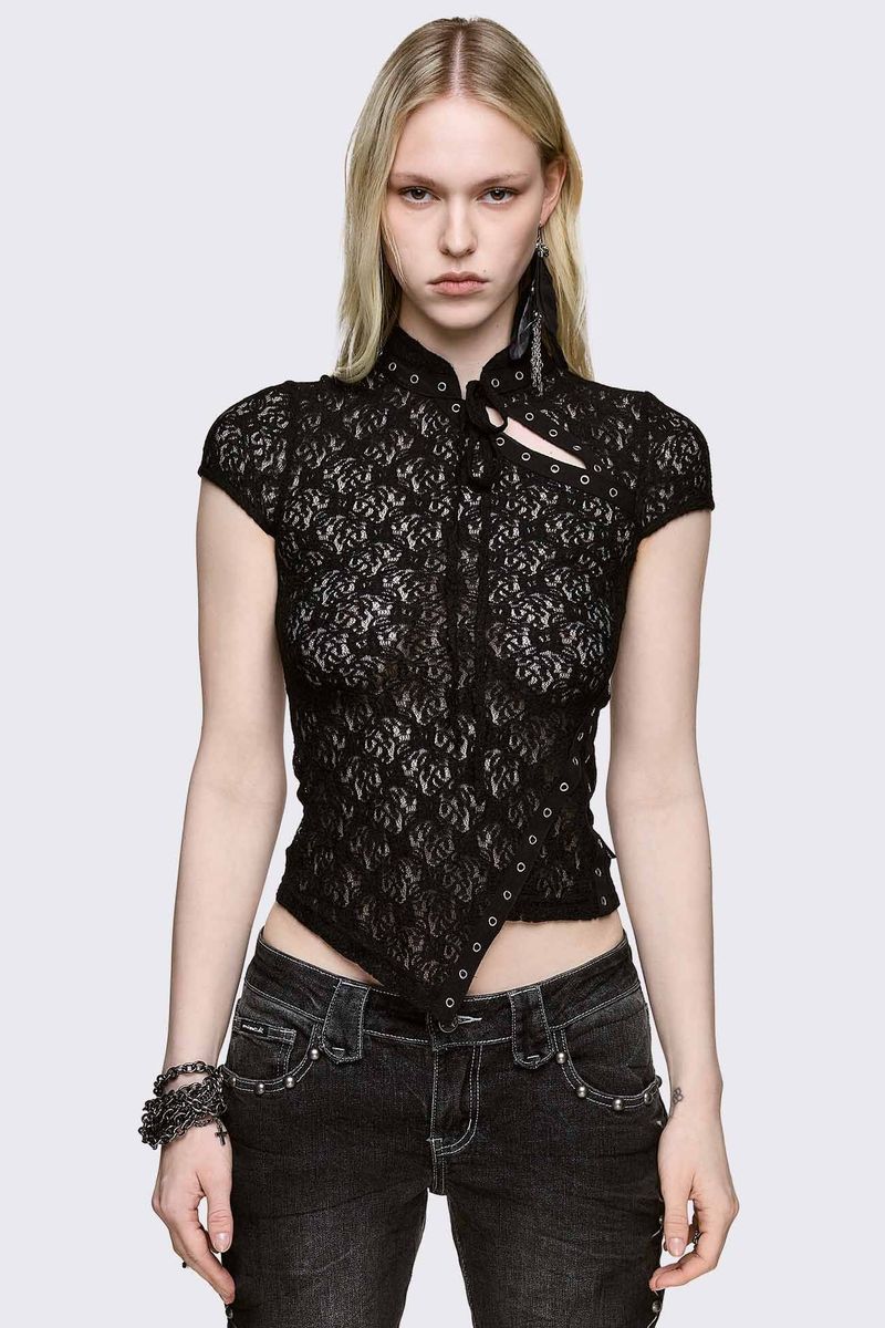 MOOR LACE TOP