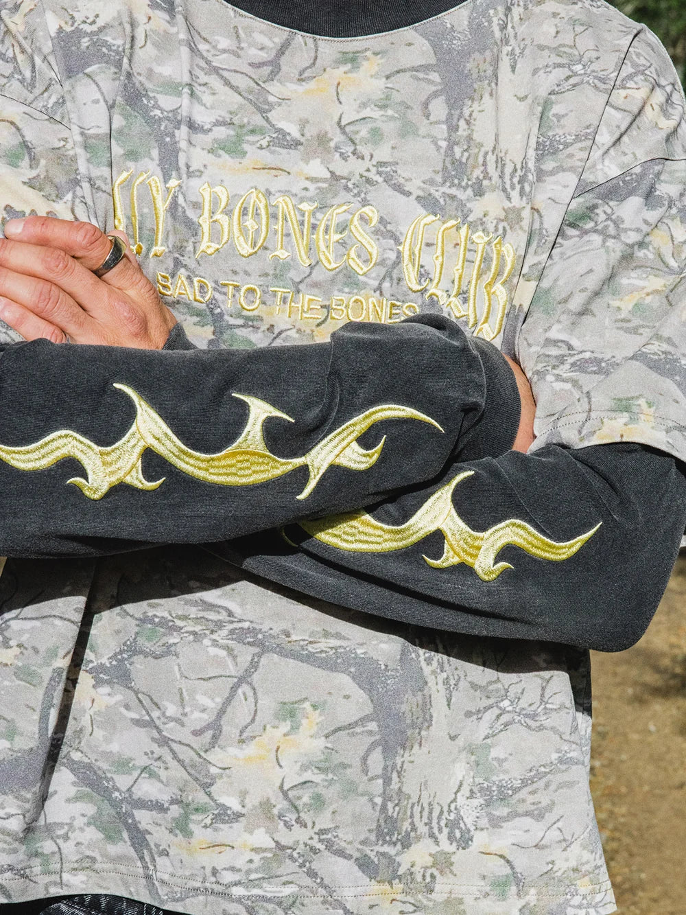 COMMANDO LAYERED TEE - BUSH CAMO