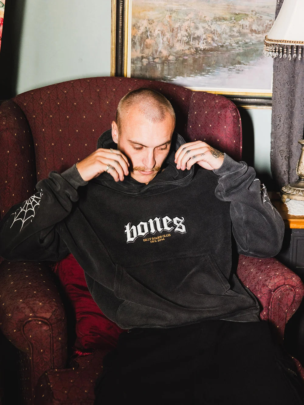 WEBBED CLASSIC HOODIE - WASHED BLACK