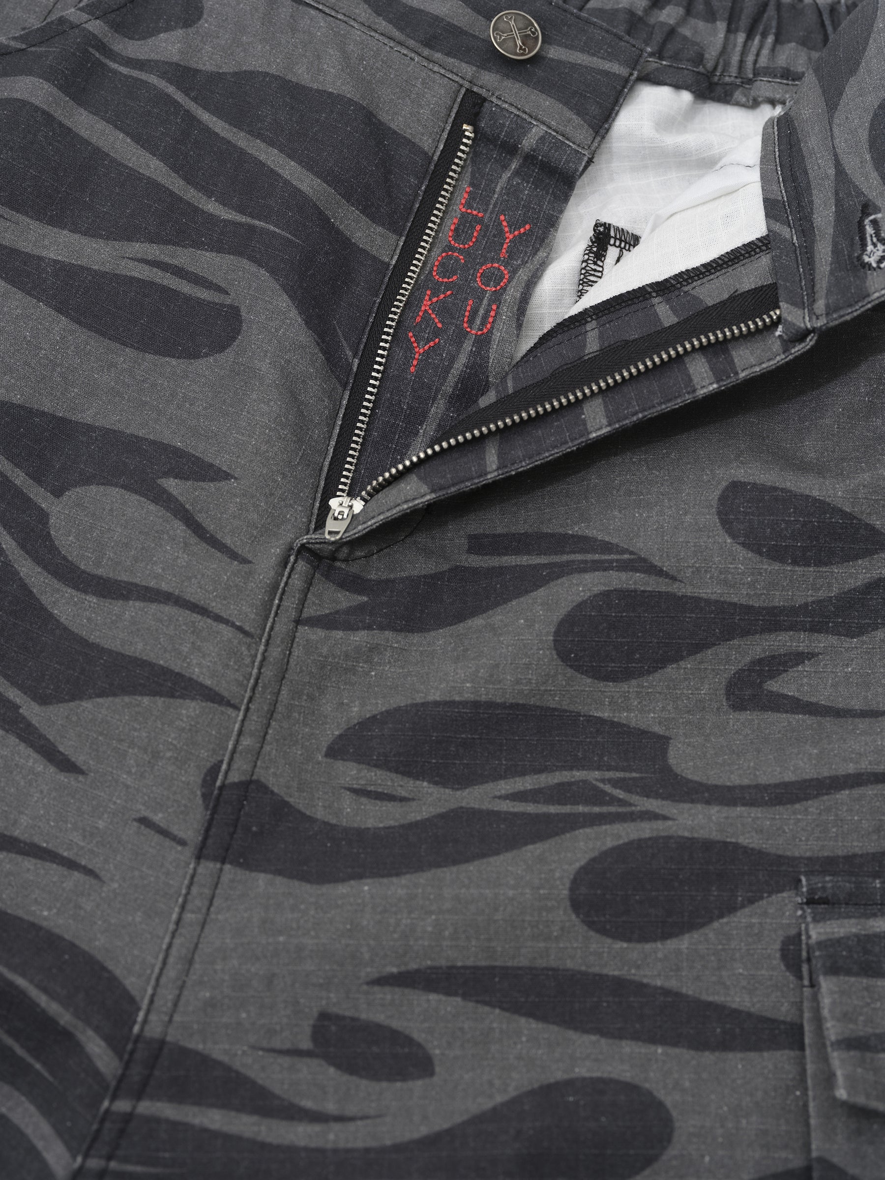 NIGHT FLAME CONVERTIBLE PANTS - BLACK CAMO