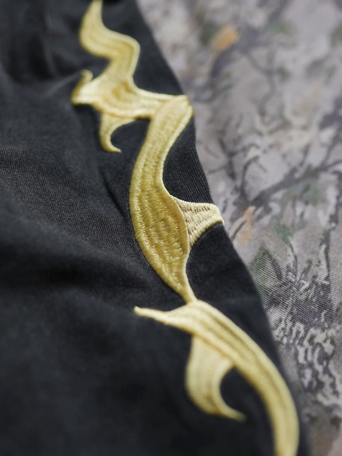 COMMANDO LAYERED TEE - BUSH CAMO
