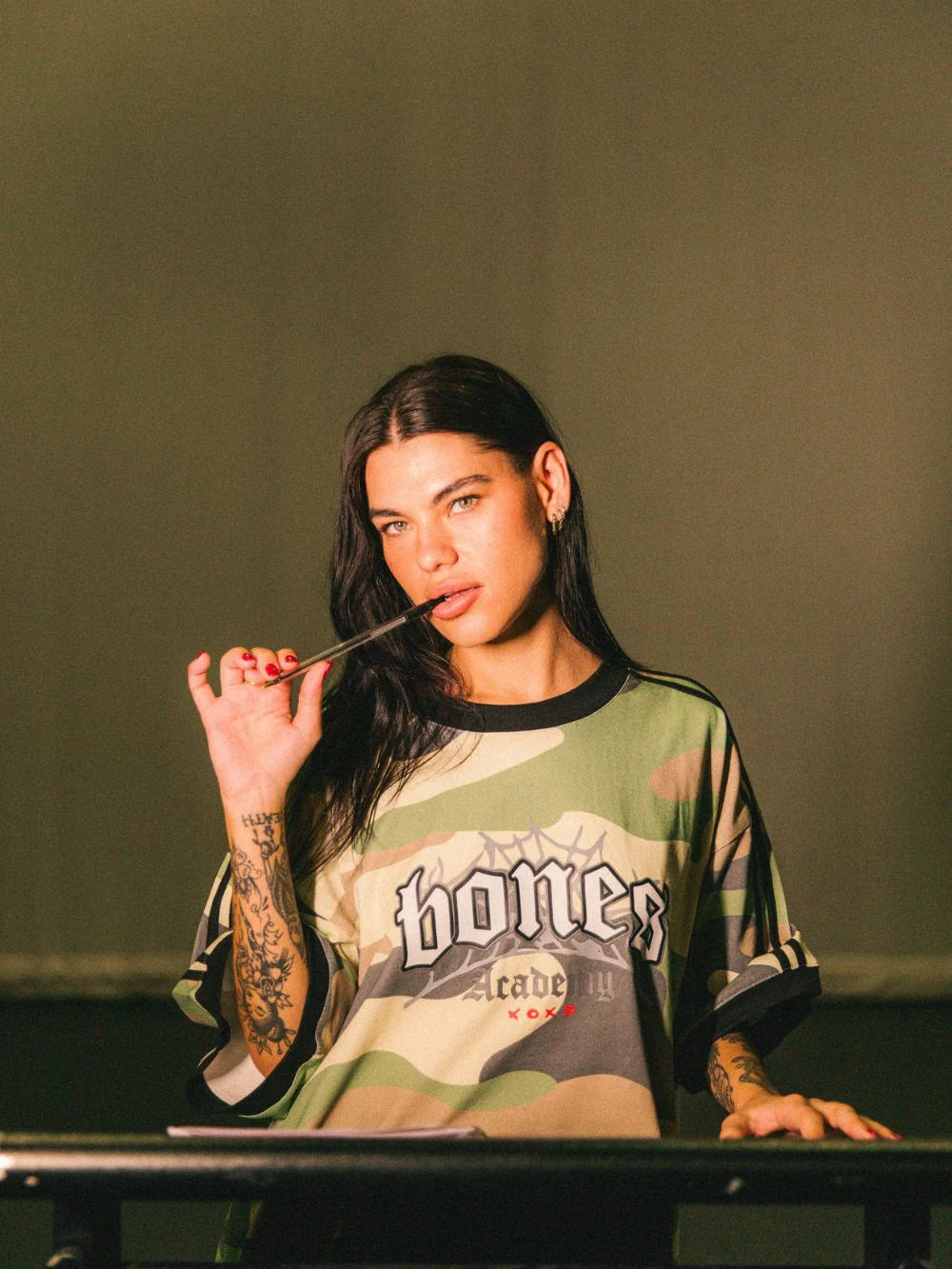 BONES ACADEMY RINGER TEE - CAMO