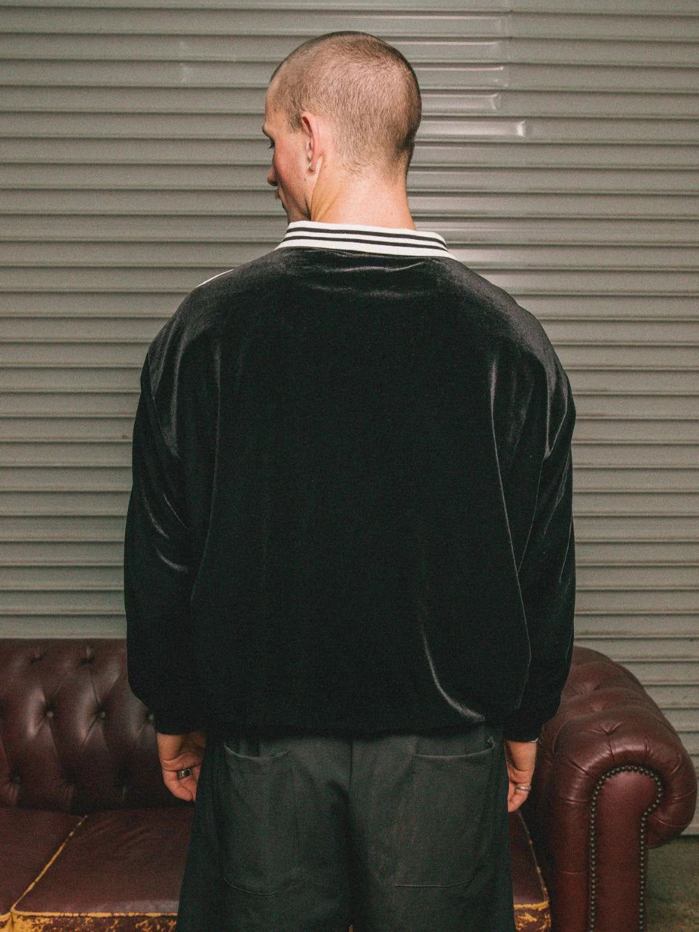 FC VELVET SWEATER - BLACK