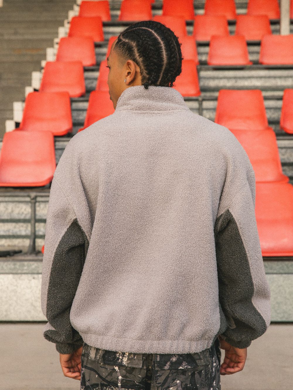 WEBBED COLLAR SHERPA JUMPER - WASHED GREY