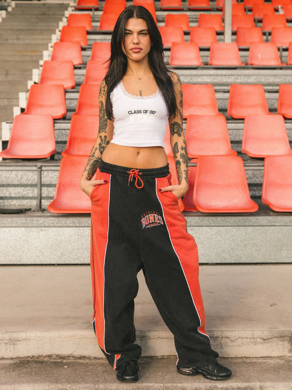 FALSE START TRACKPANTS - WASHED BLACK/RED