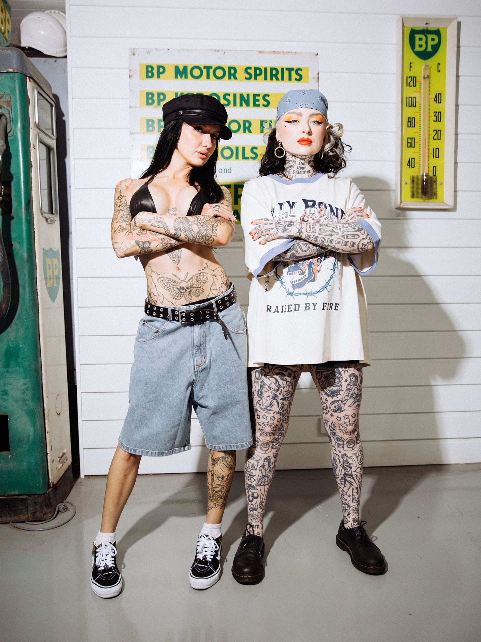 WEBBED DENIM SHORT - WASHED BLUE