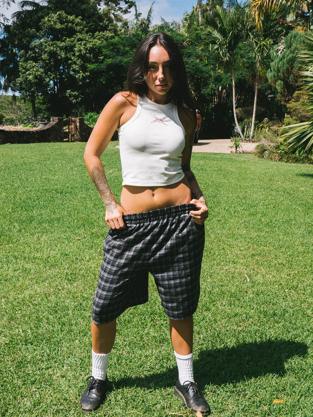 BONES PLAID SHORTS - BLACK/WHITE