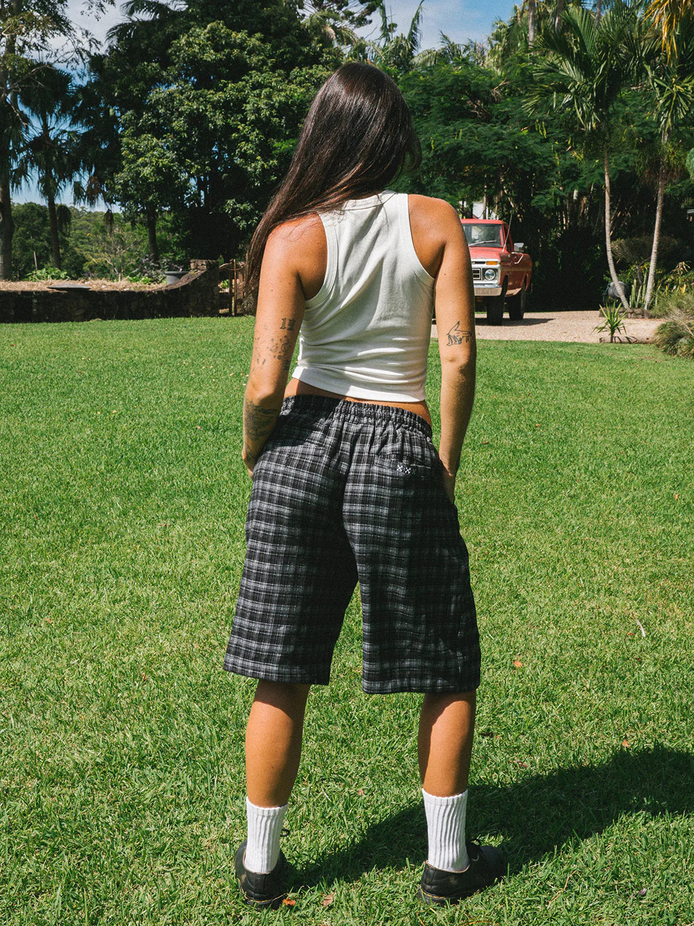 BONES PLAID SHORTS - BLACK/WHITE