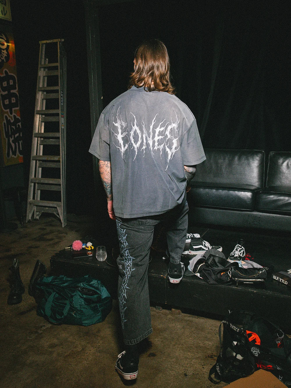 PUNK POCKET TEE - SUNFADED GREY
