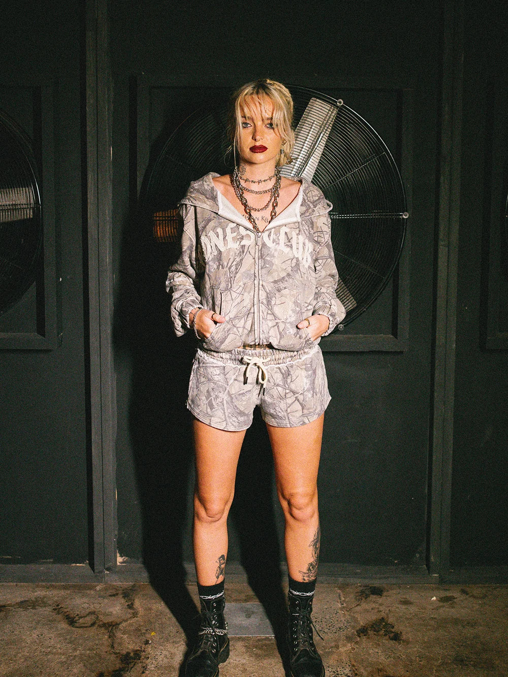 BONES CLUB ZIP HOODIE - TREECAMO