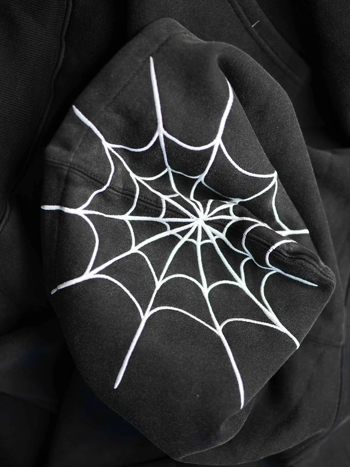 WEBBED CLASSIC HOODIE - WASHED BLACK