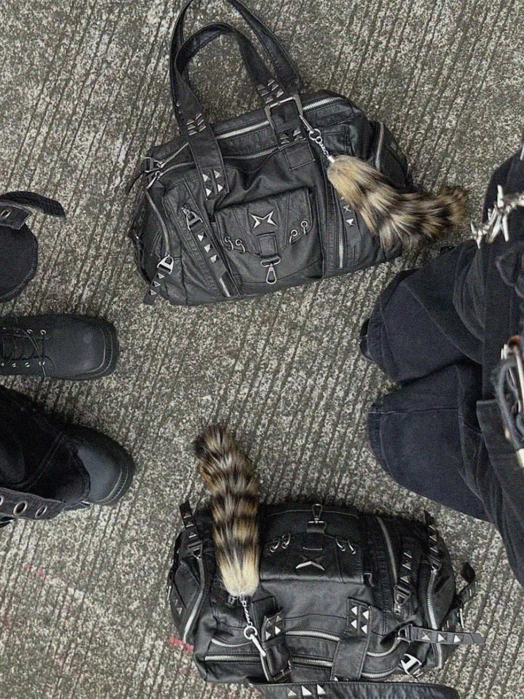 SHARP VEGAN SHOULDER BAG