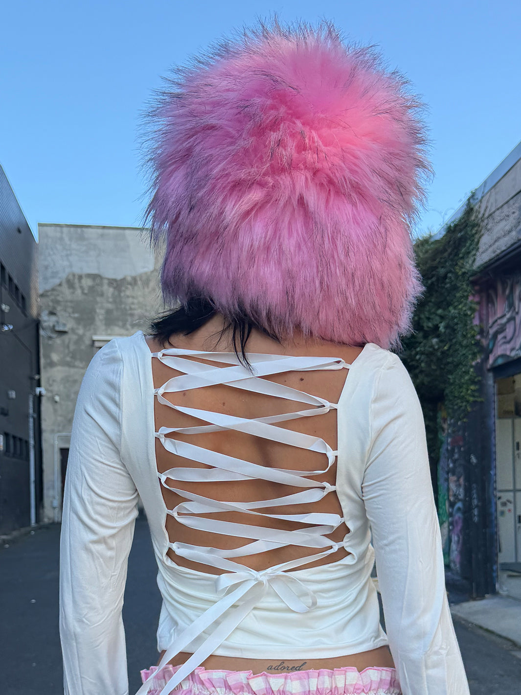 SNOW BRAT FUZZY HAT - BABY PINK