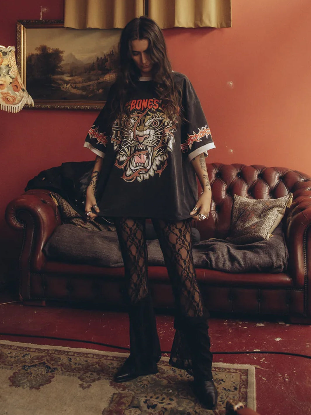 BARBED TIGER RINGER TEE - WASHED BLACK