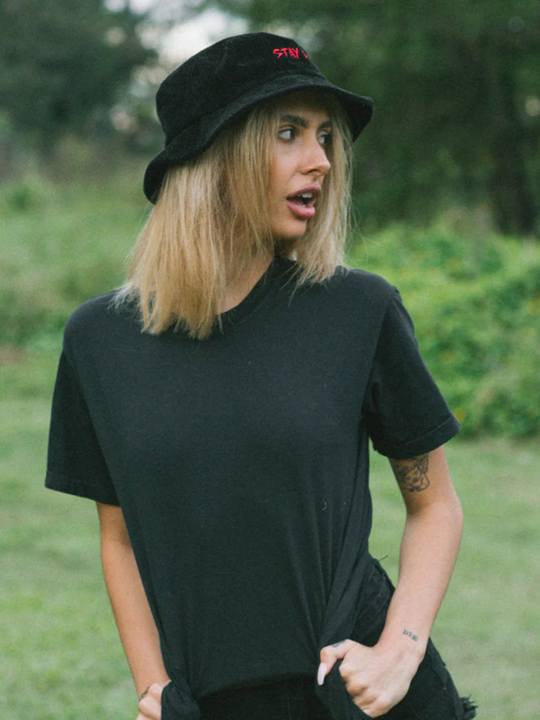 STAY BAD CORD BUCKET HAT - BLACK