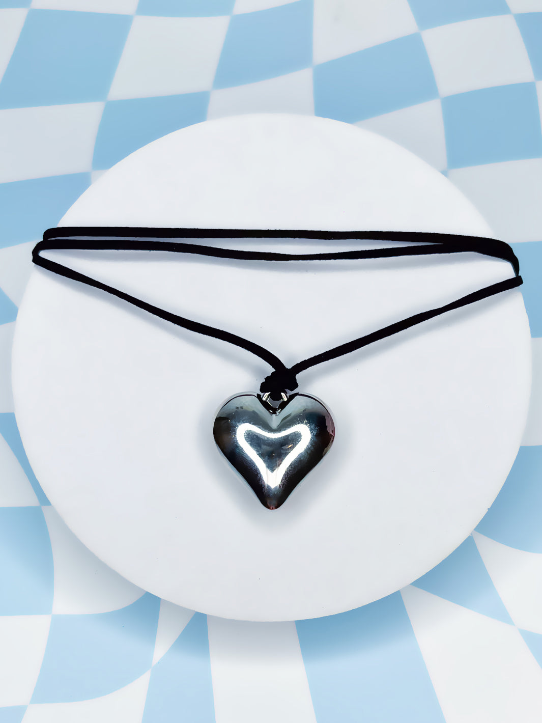 CHARMED CORD NECKLACE - HEART