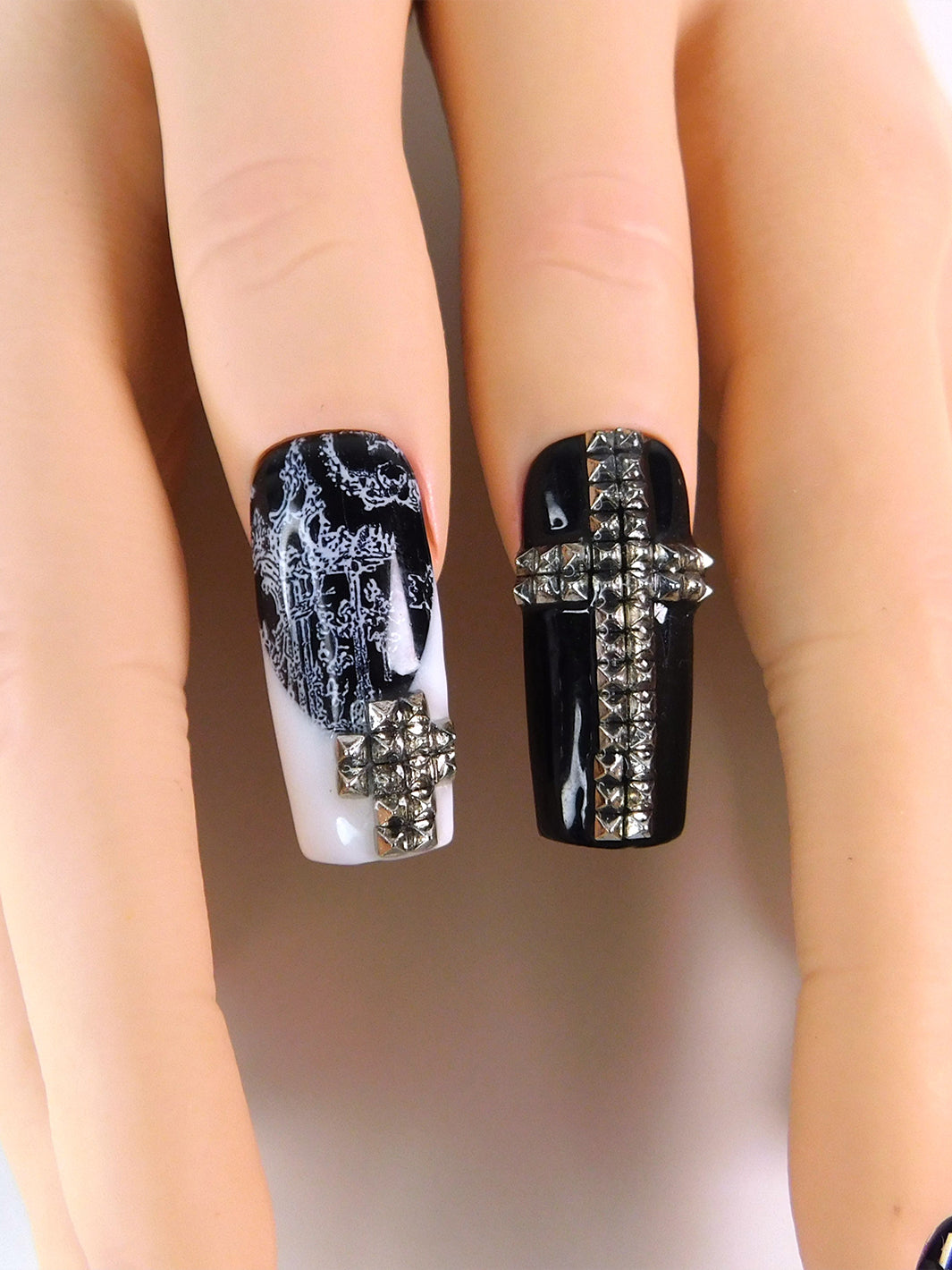 PRESS ON NAILS SET - IBARA