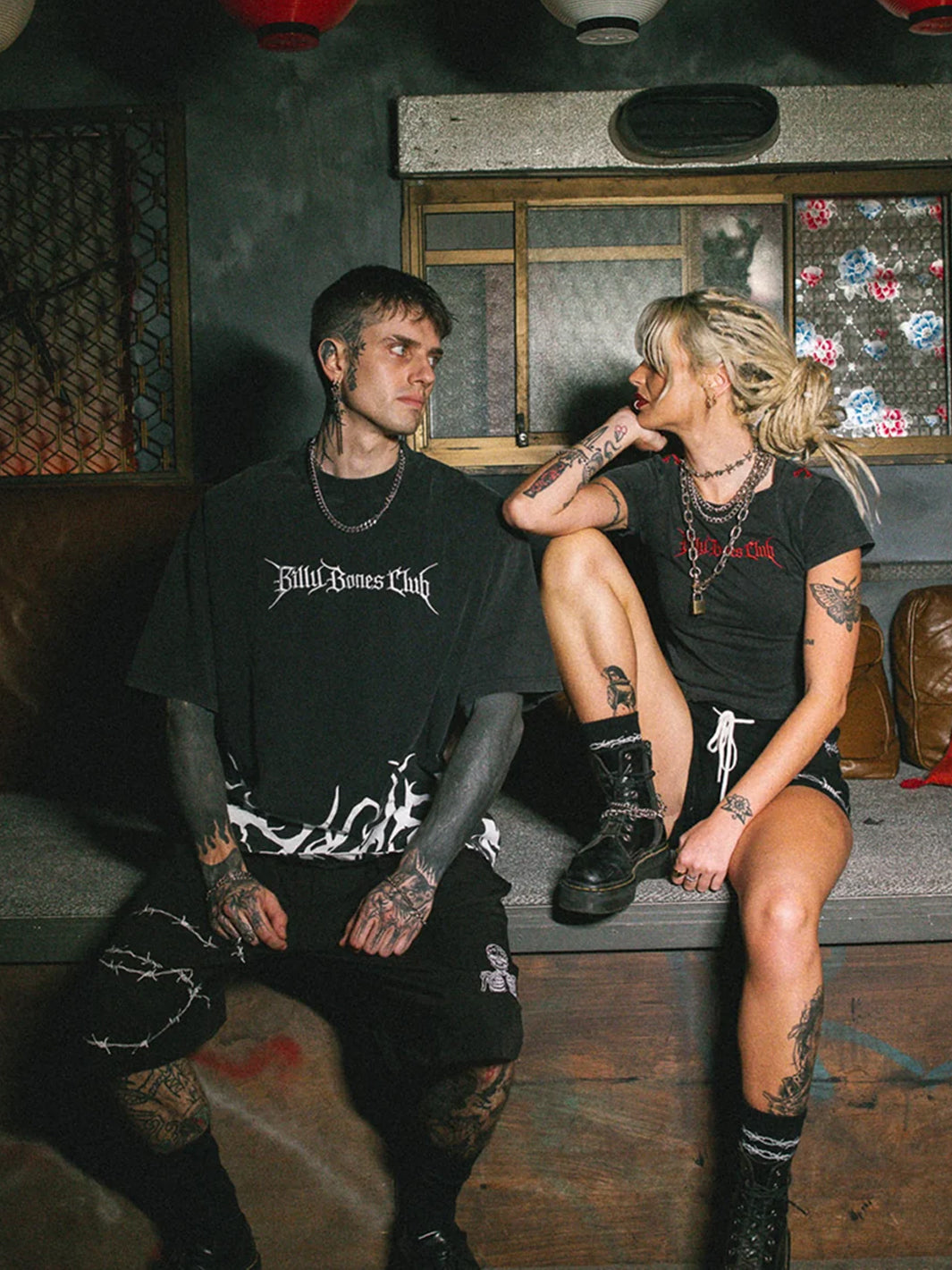ROCKER LOGO TEE - WASHED BLACK
