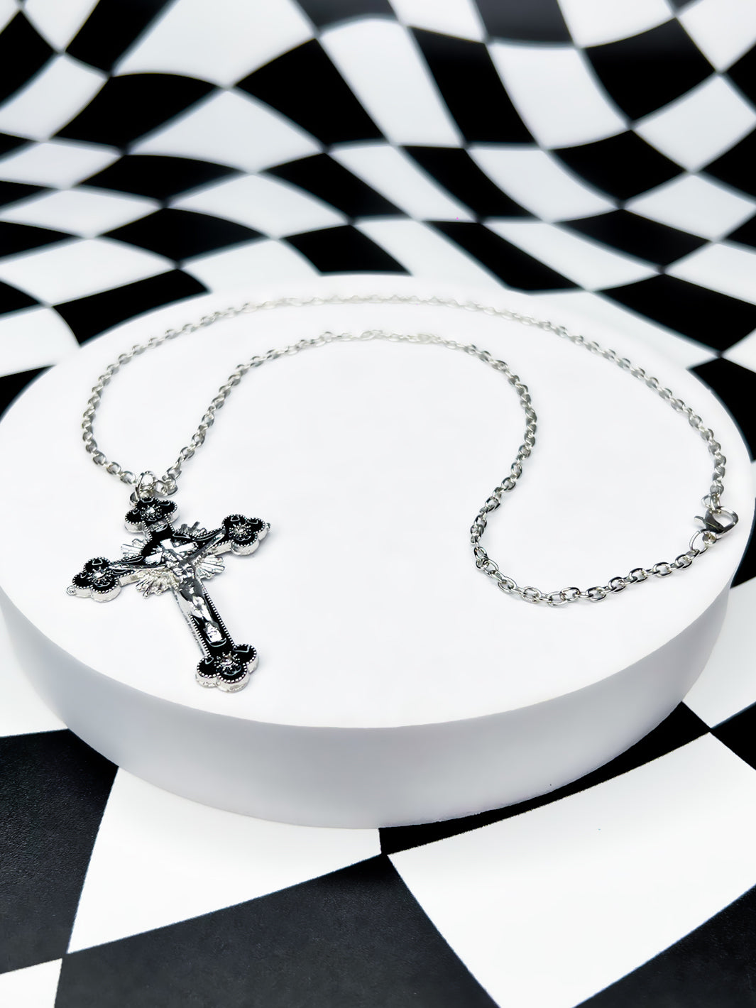 RITUAL CROSS NECKLACE - BLACK