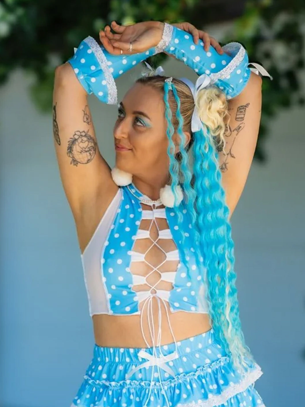 BLUE POLKADOT MINI LACE SLEEVES