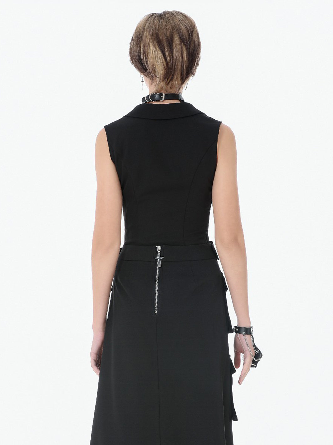 DOMINION VEST TOP