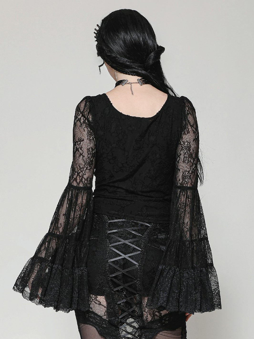 BELLADONNA LACE TOP