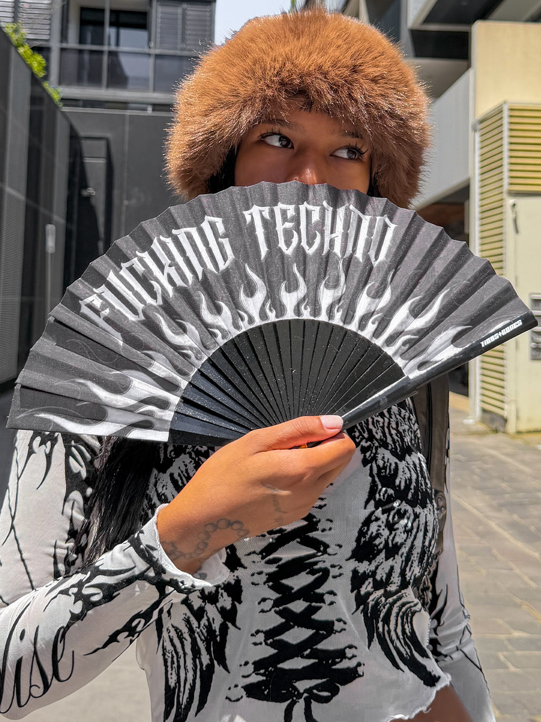 *EXCLUSIVE* TECHNO DOOF FAN