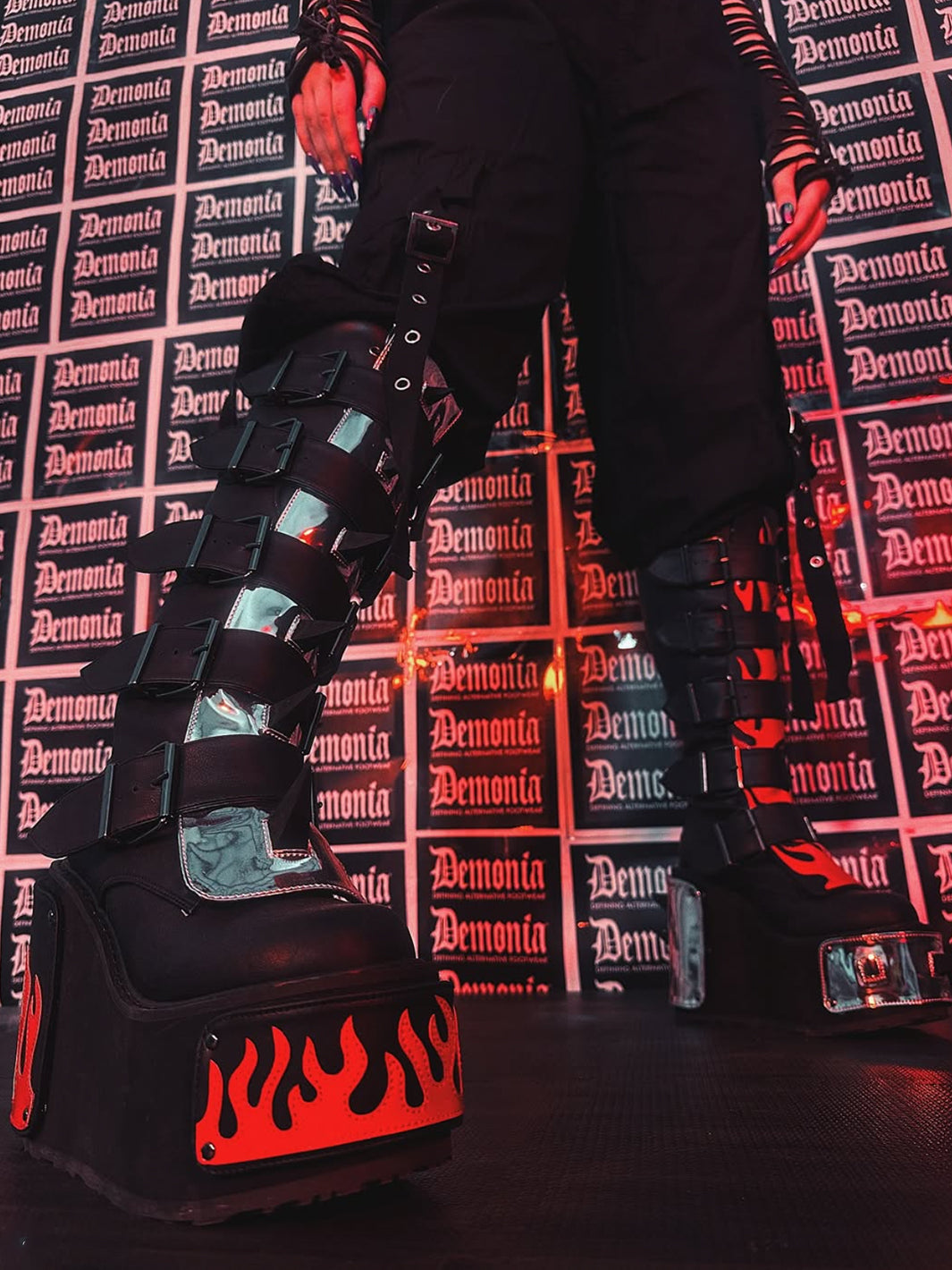 DEMONIA TRANSFORMER-800 ✰ PRE ORDER ✰