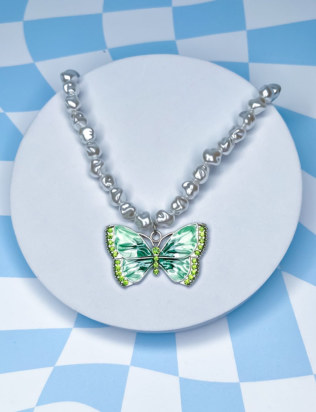 BUTTERFLY MAGIC NECKLACE - GREEN