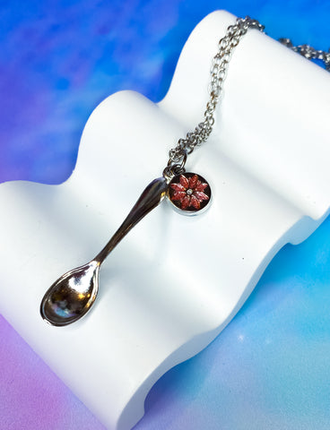 BLOOMS SPOON NECKLACE