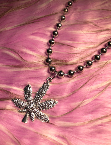 DRAZIC NECKLACE - WEED